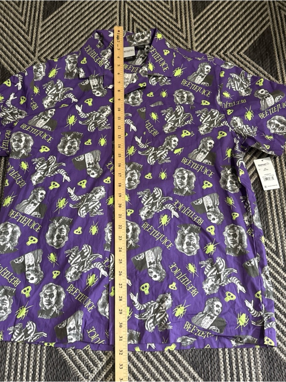 NWT Beetlejuice Mens XL Button-Up Camp Hawaiian Shirt Halloween Costume Movie - Picture 6 of 7